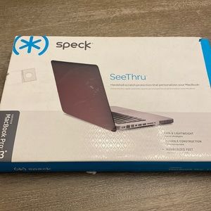 Speck seethru MacBook Pro 13 cover
